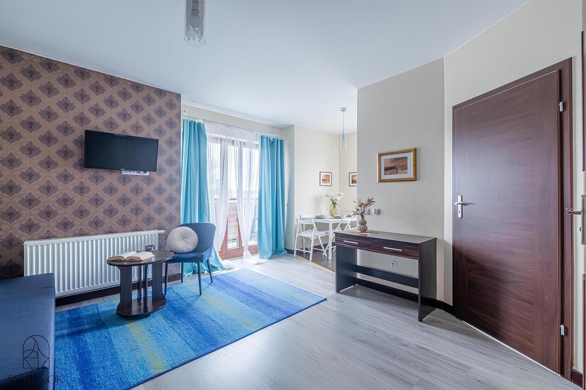 Sztutowo Lazurowy Dwor - Apartamenty Oraz Pokoje Z Basenem I Parkingiem Exterior photo
