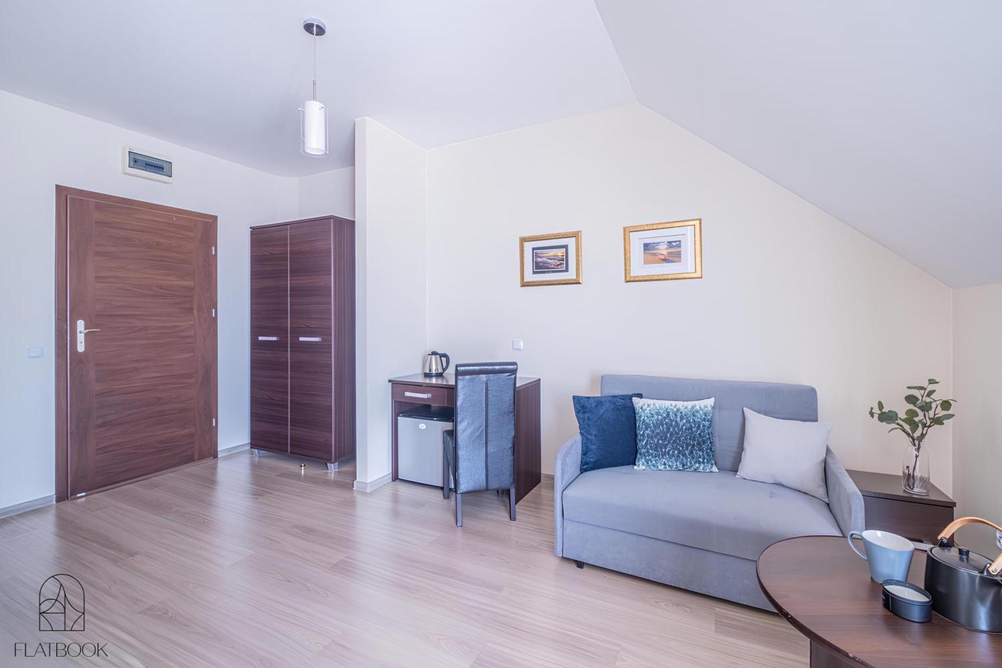 Sztutowo Lazurowy Dwor - Apartamenty Oraz Pokoje Z Basenem I Parkingiem Exterior photo