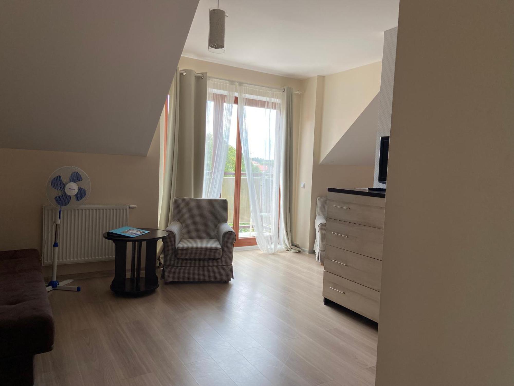 Sztutowo Lazurowy Dwor - Apartamenty Oraz Pokoje Z Basenem I Parkingiem Exterior photo