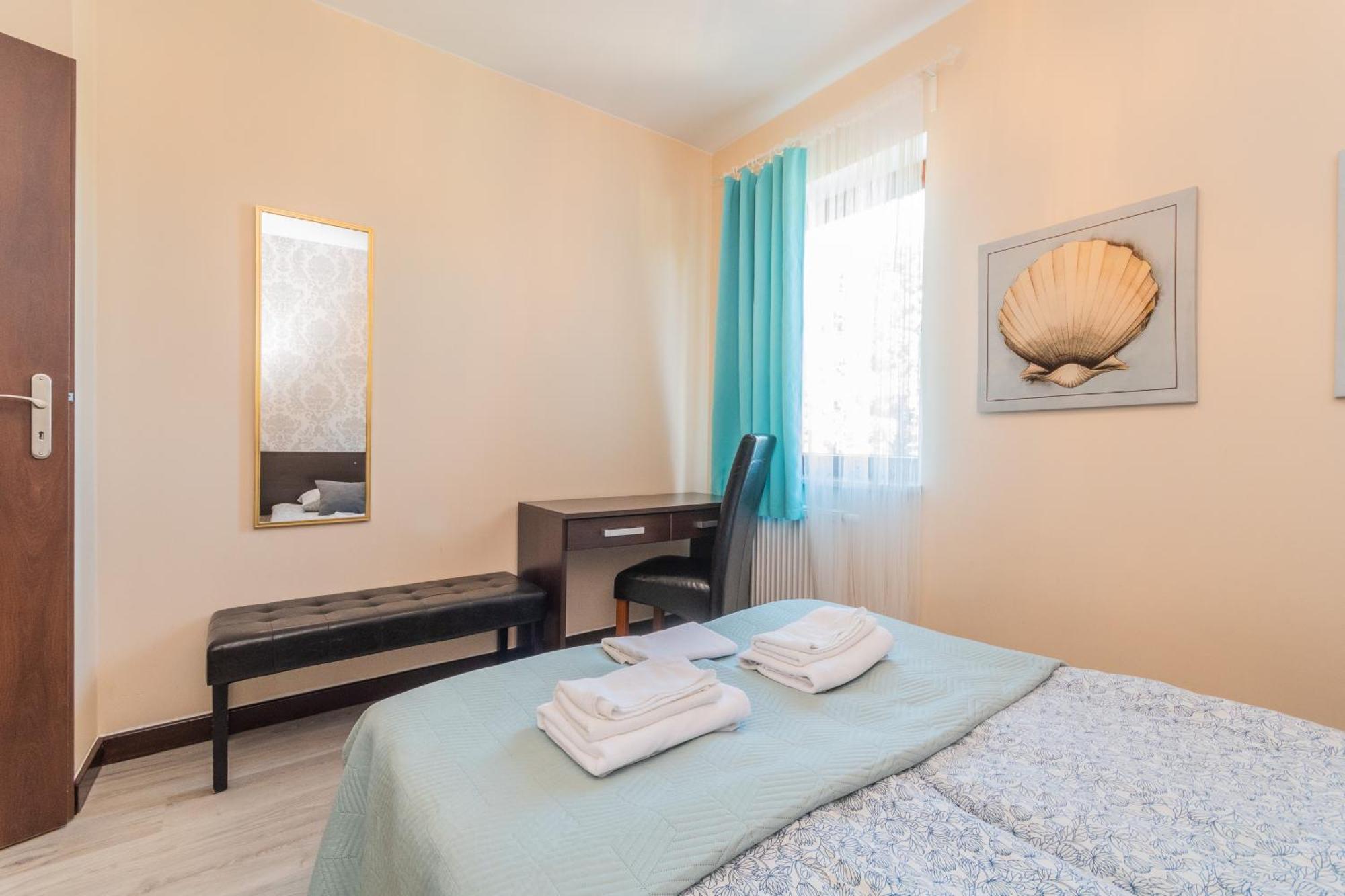 Sztutowo Lazurowy Dwor - Apartamenty Oraz Pokoje Z Basenem I Parkingiem Room photo